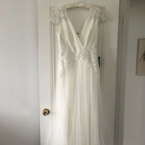 Tadashi Shoji Ivory/ Silver Nodoka Gown Formal Dress